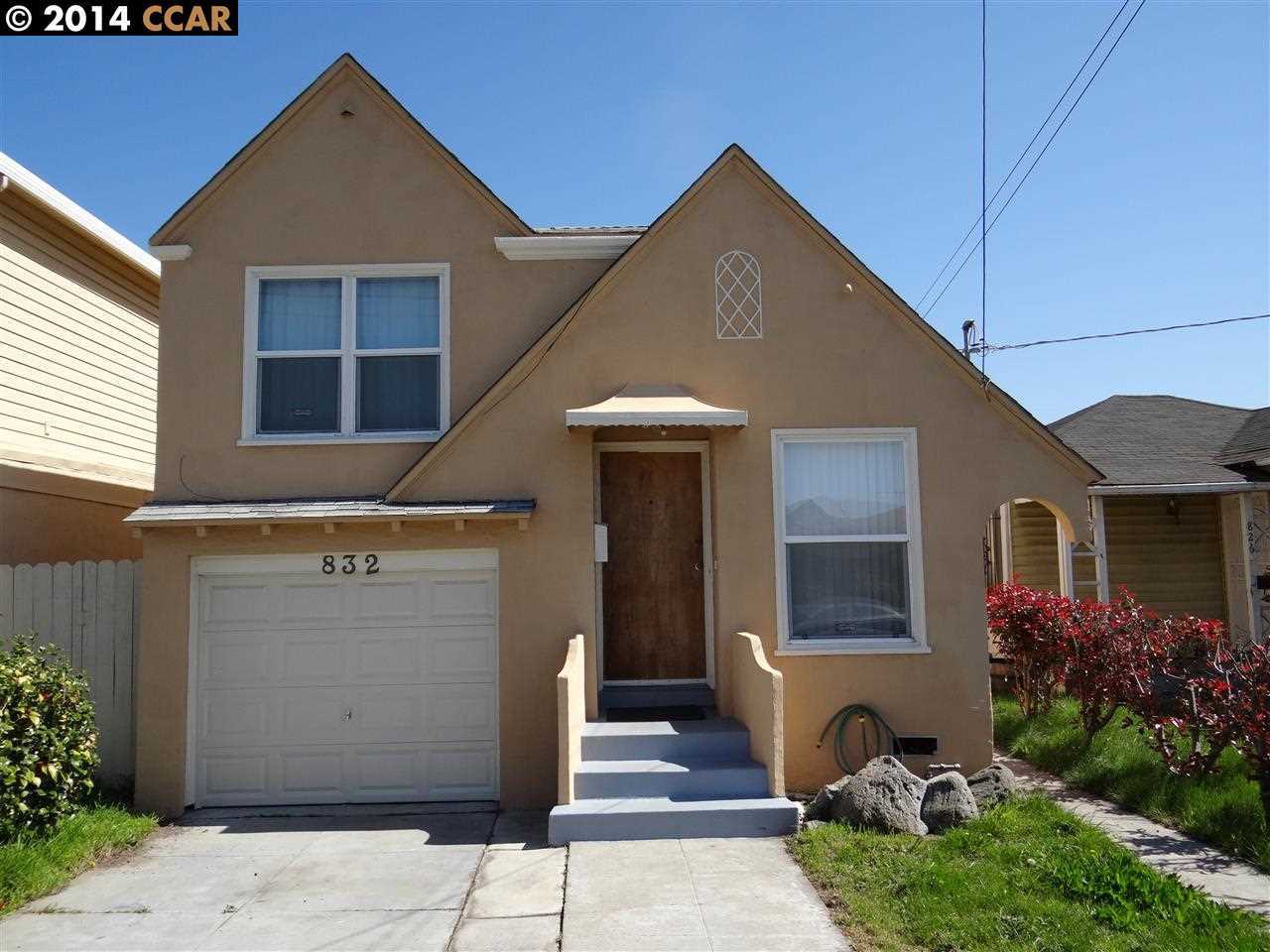 Exterior of 832 29th St, a 1949 Charles MacGregor house in Richmond, CA